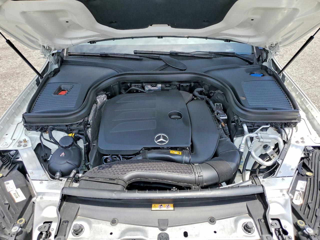 2022 MERCEDES-BENZ GLC-CLASS
