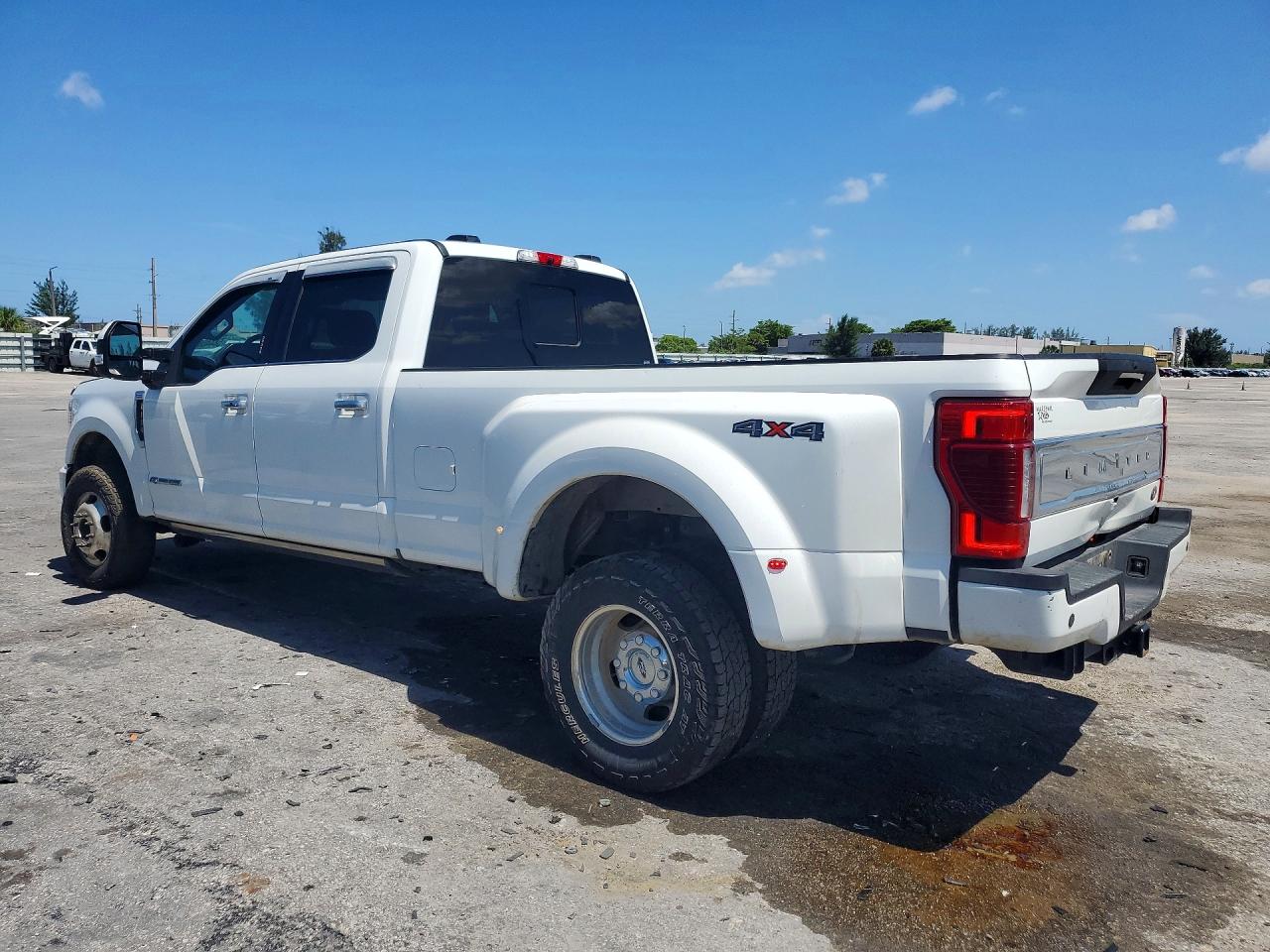 2022 FORD F350
