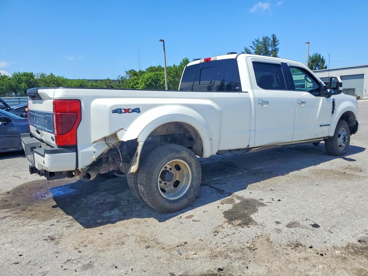 2022 FORD F350