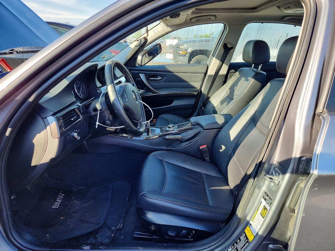 2011 BMW 3 SERIES