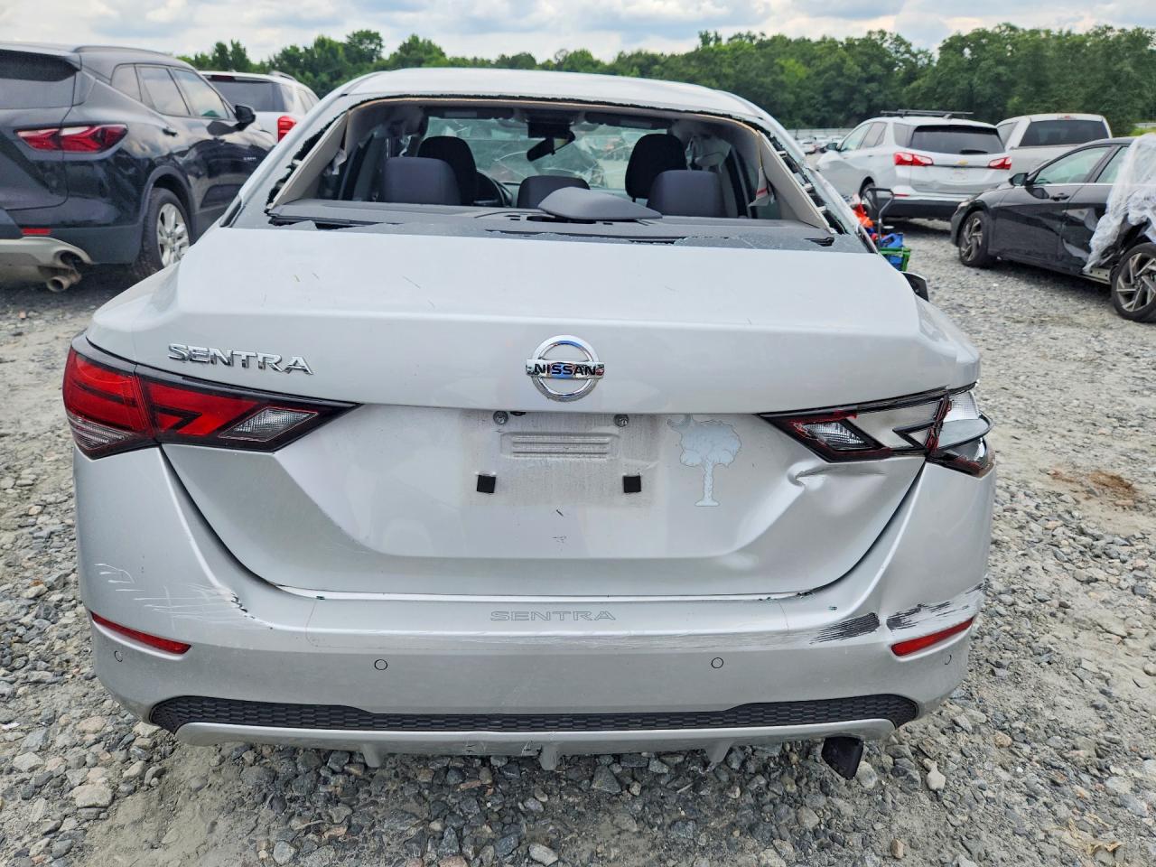 2023 NISSAN SENTRA