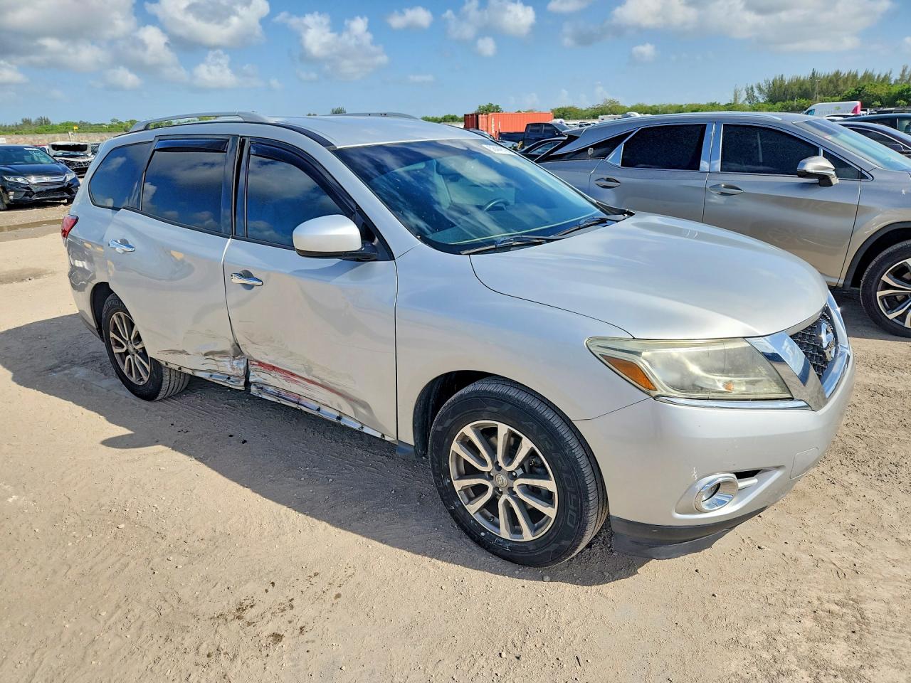 2016 NISSAN PATHFINDER