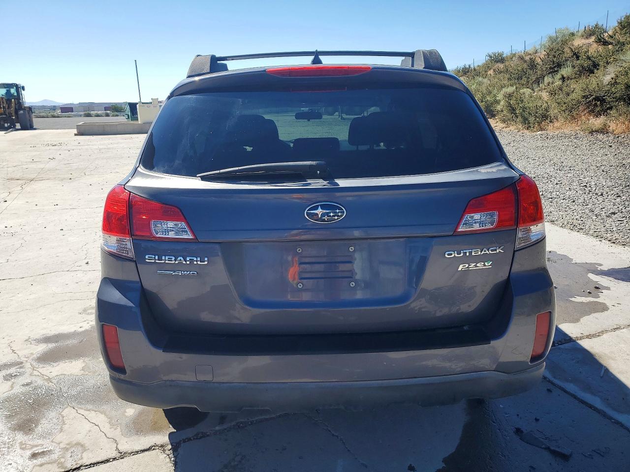 2014 SUBARU OUTBACK