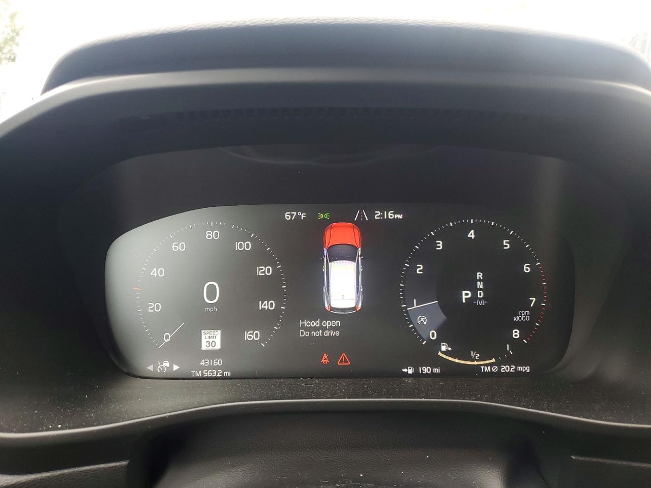2020 VOLVO XC40
