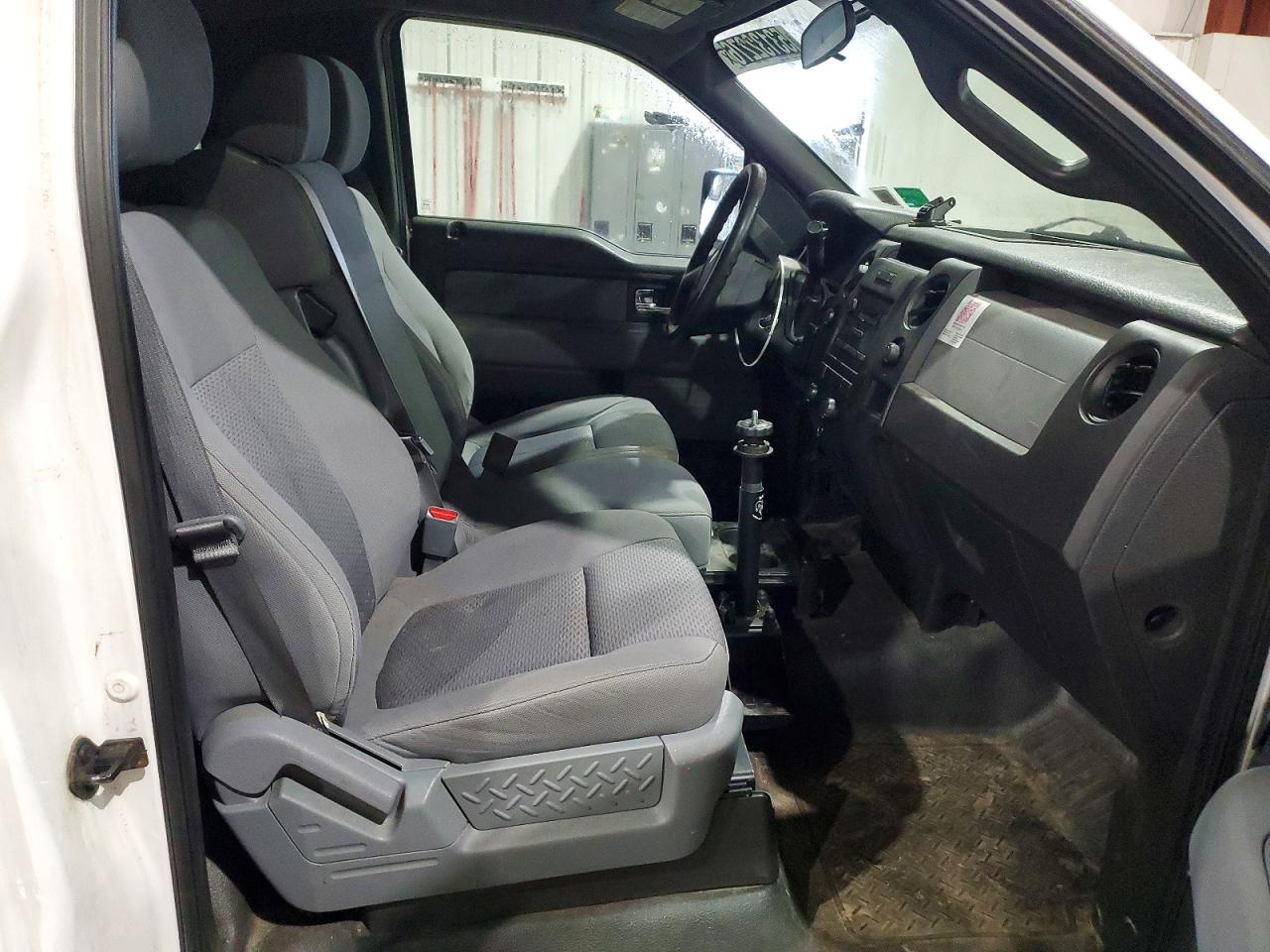 2013 FORD F150