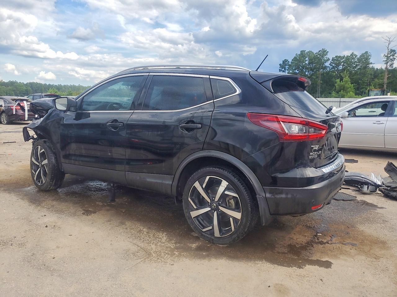 2022 NISSAN ROGUE
