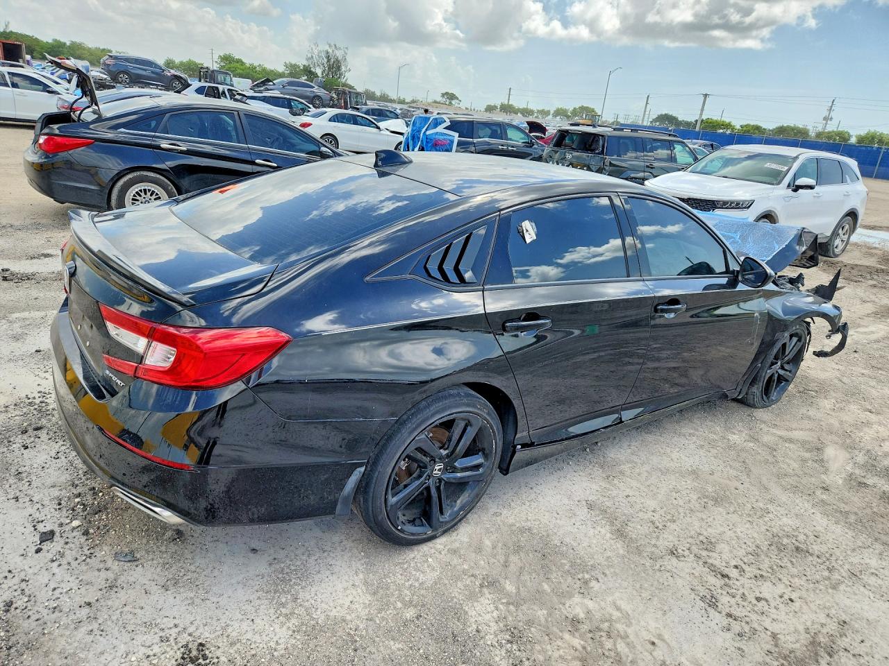 2022 HONDA ACCORD