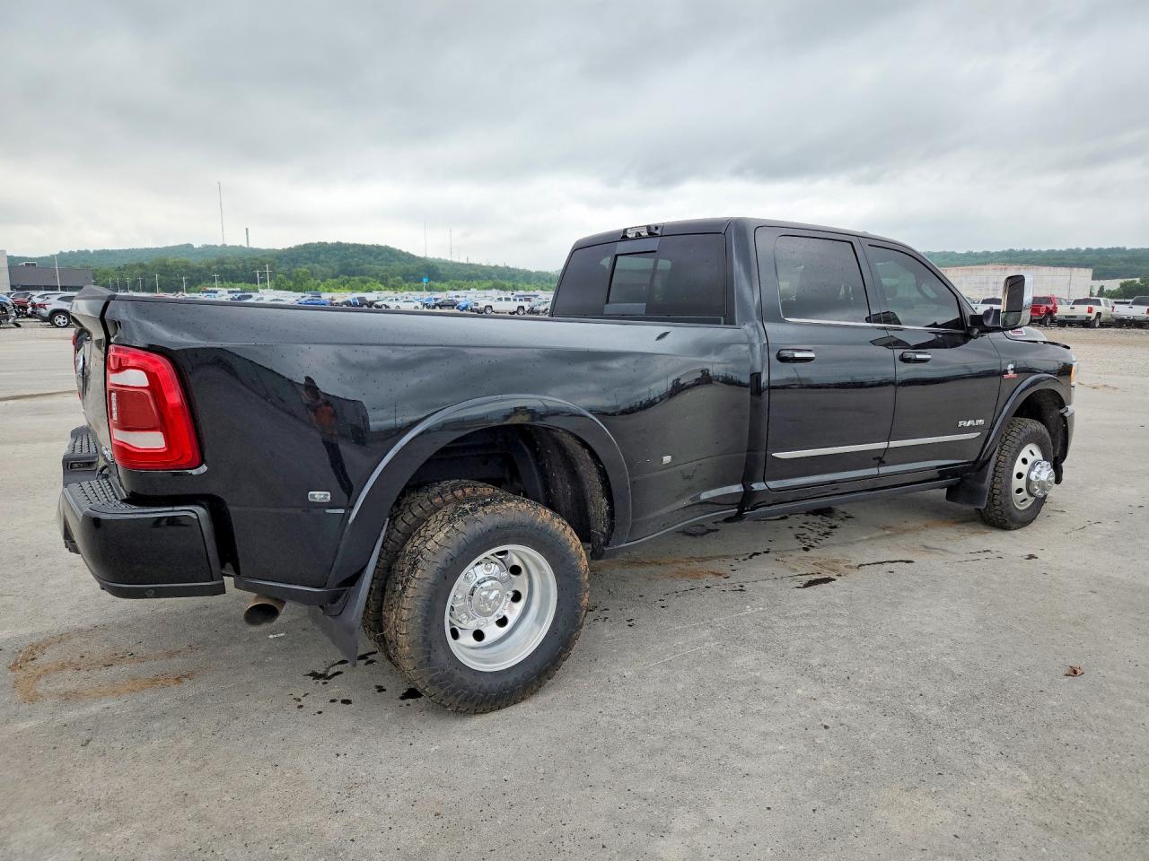 2021 RAM 3500