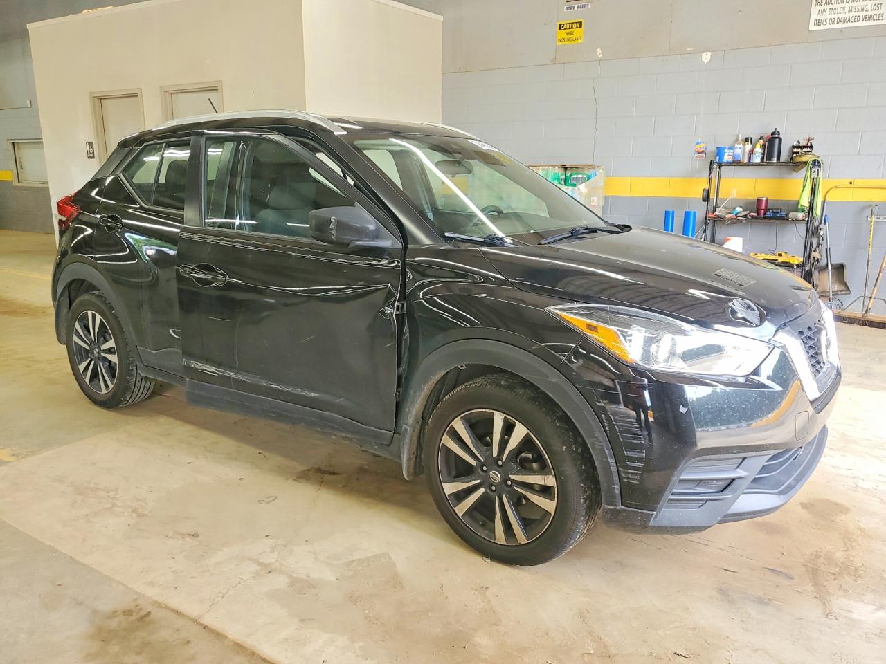 2020 NISSAN KICKS