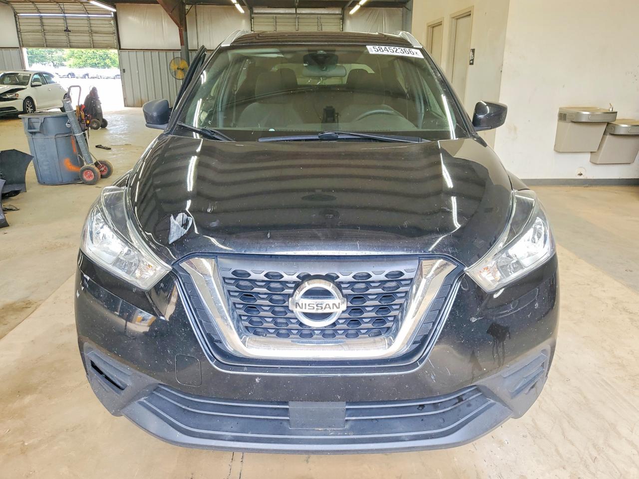 2020 NISSAN KICKS