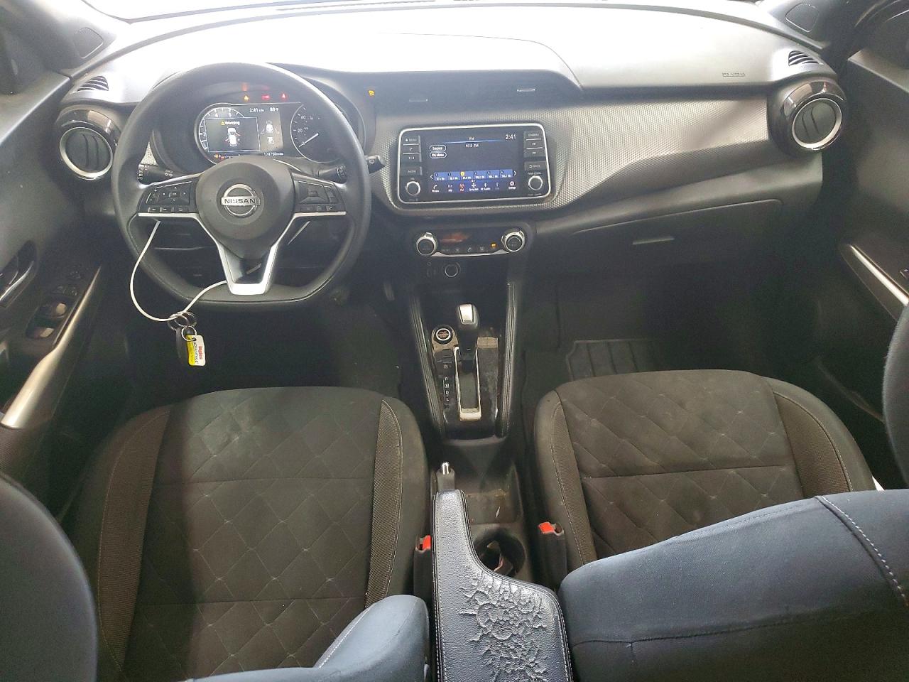 2020 NISSAN KICKS