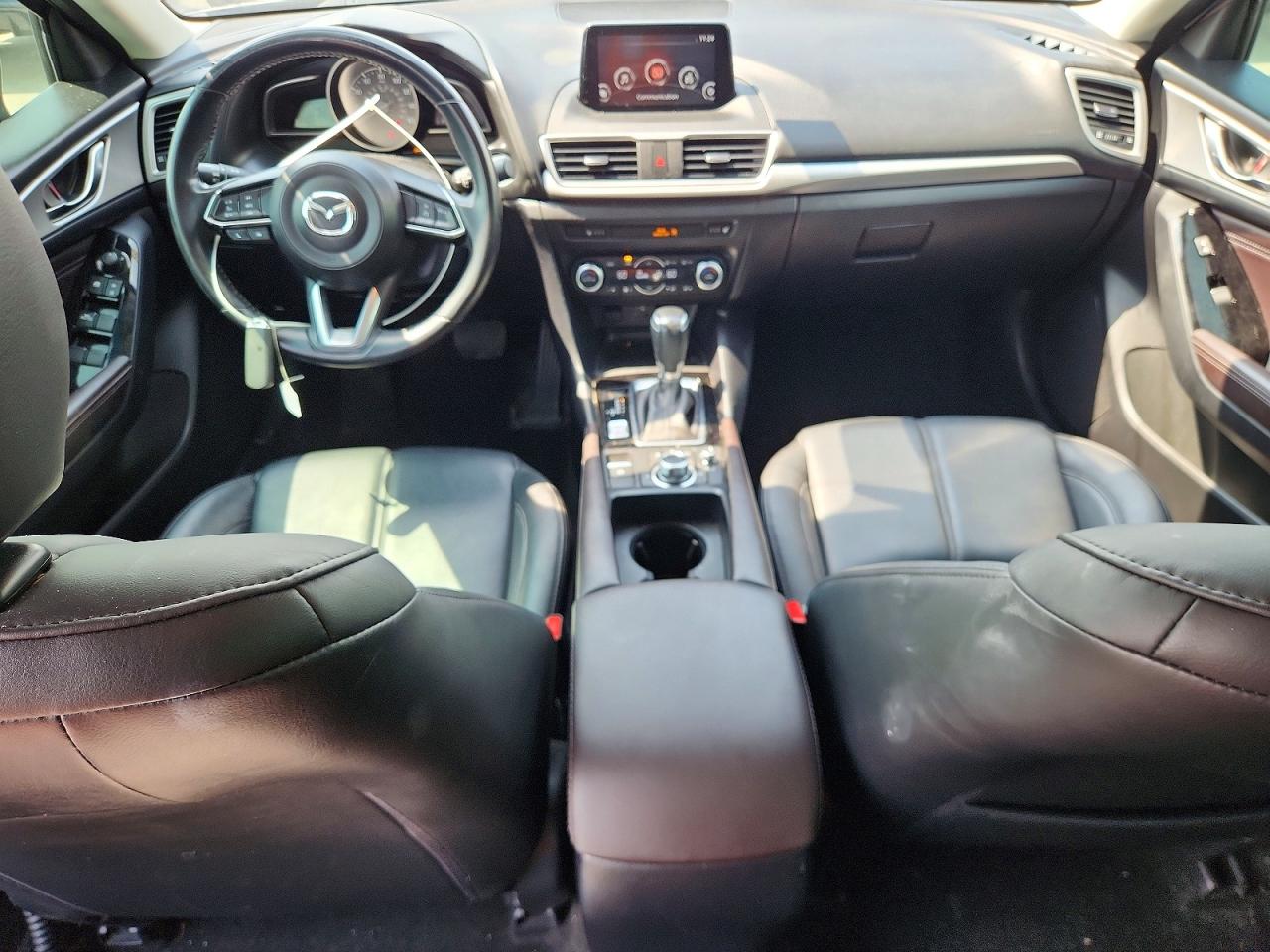 2018 MAZDA 3