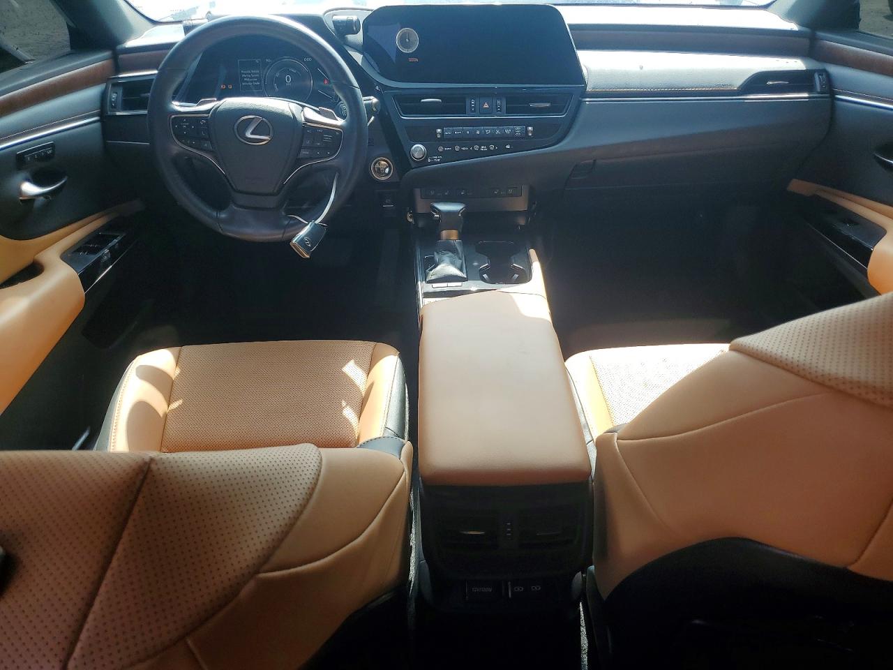 2025 LEXUS ES300