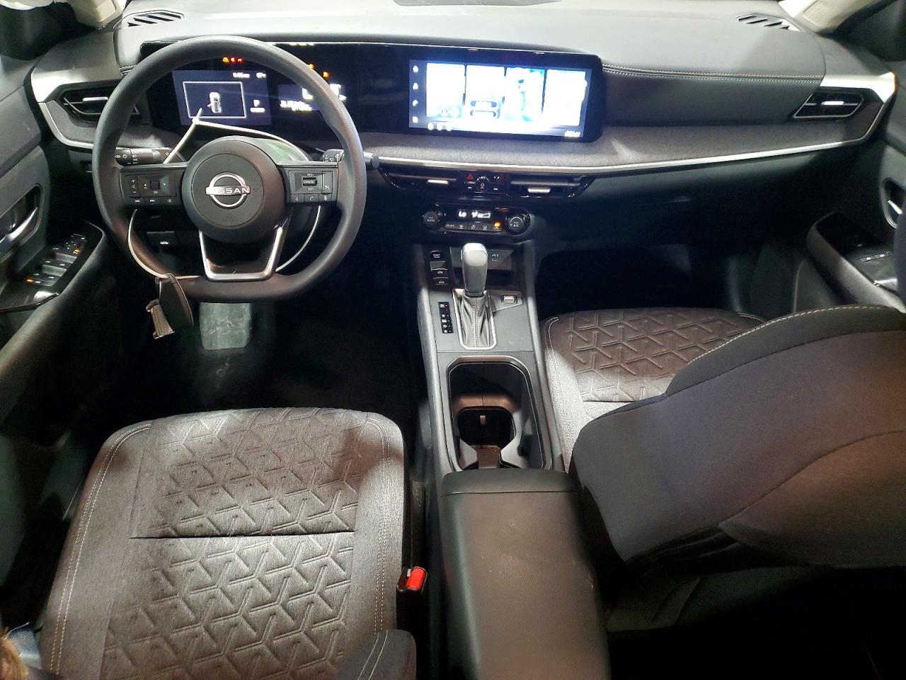 2026 NISSAN KICKS