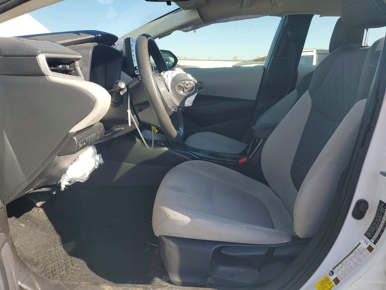 2022 TOYOTA COROLLA