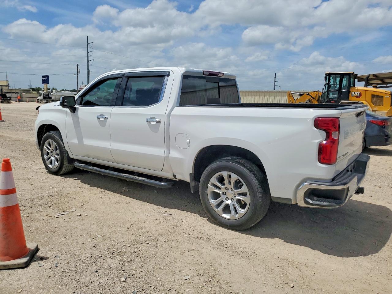 2024 CHEVROLET SILVERADO