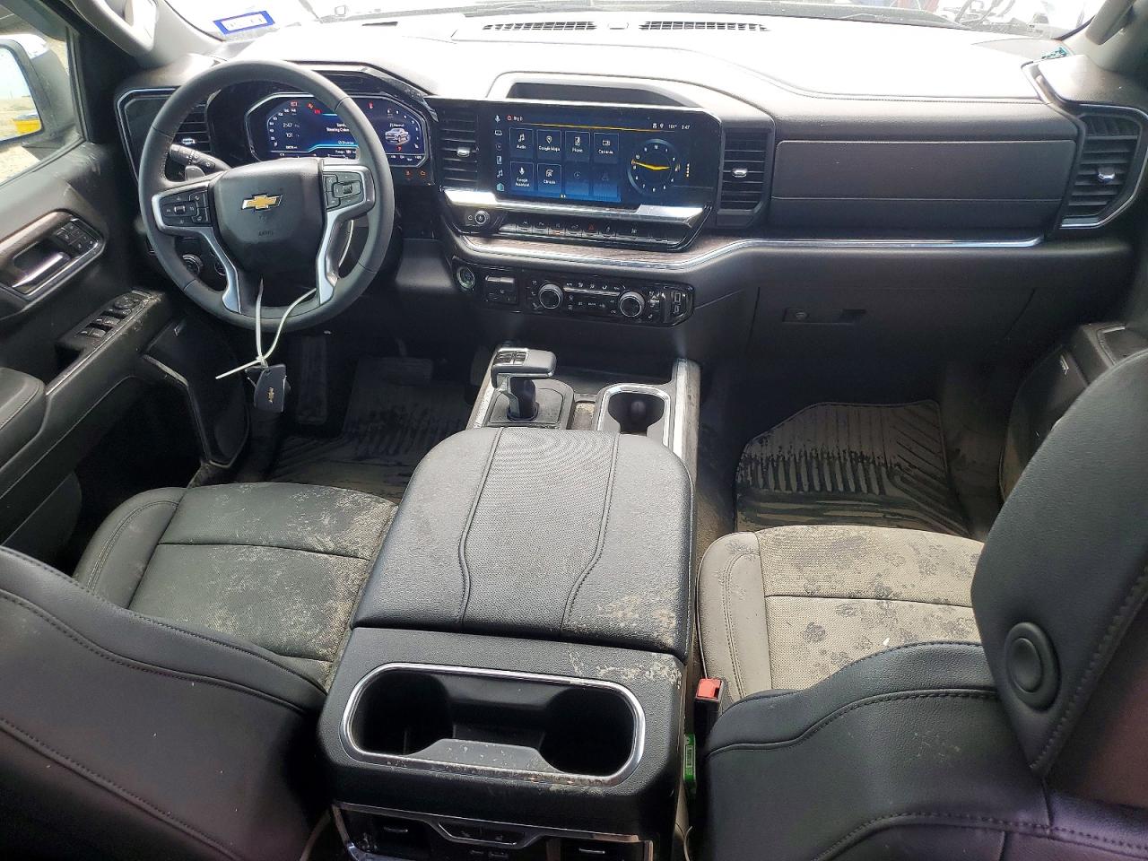2024 CHEVROLET SILVERADO