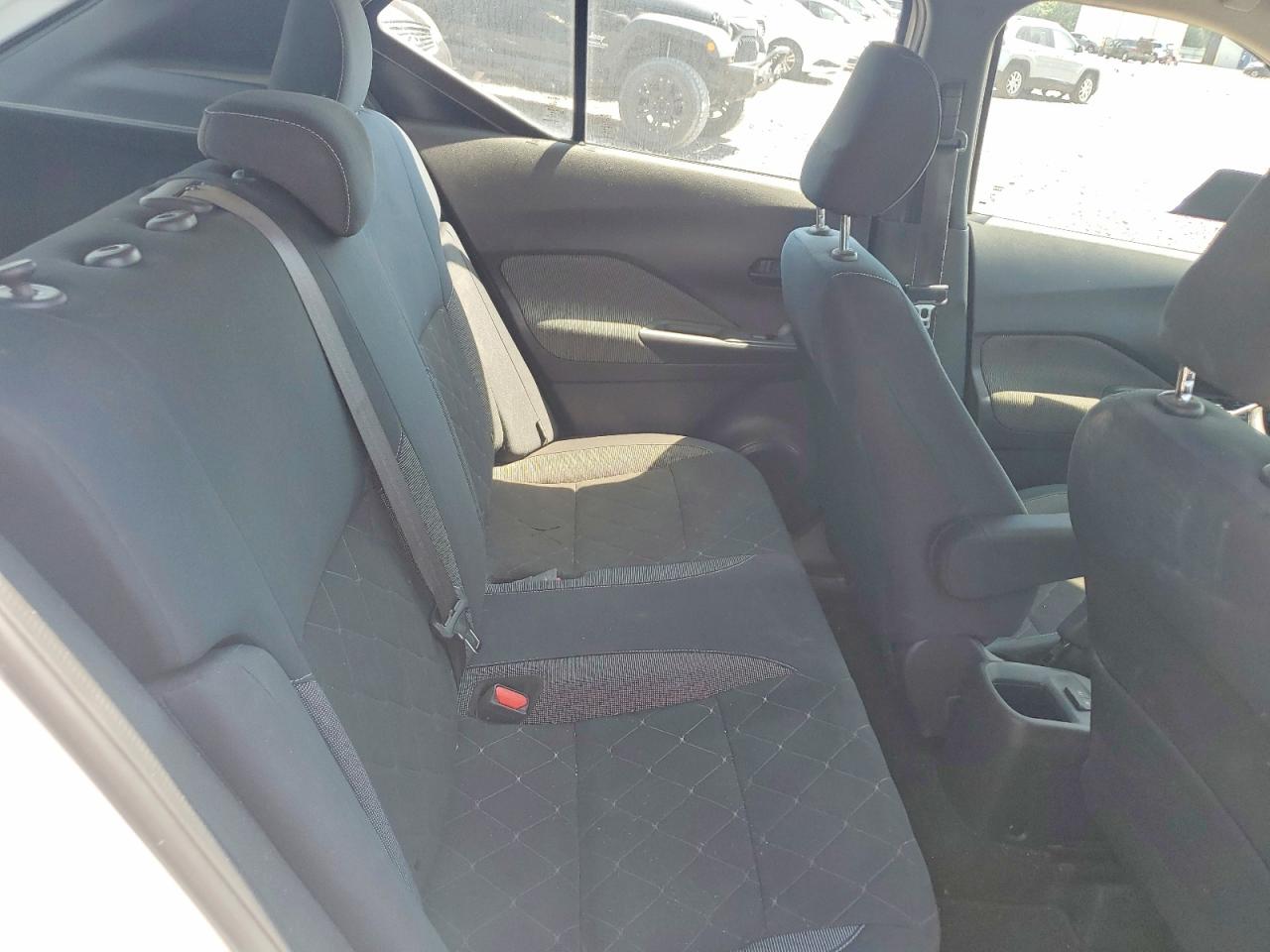 2020 NISSAN KICKS