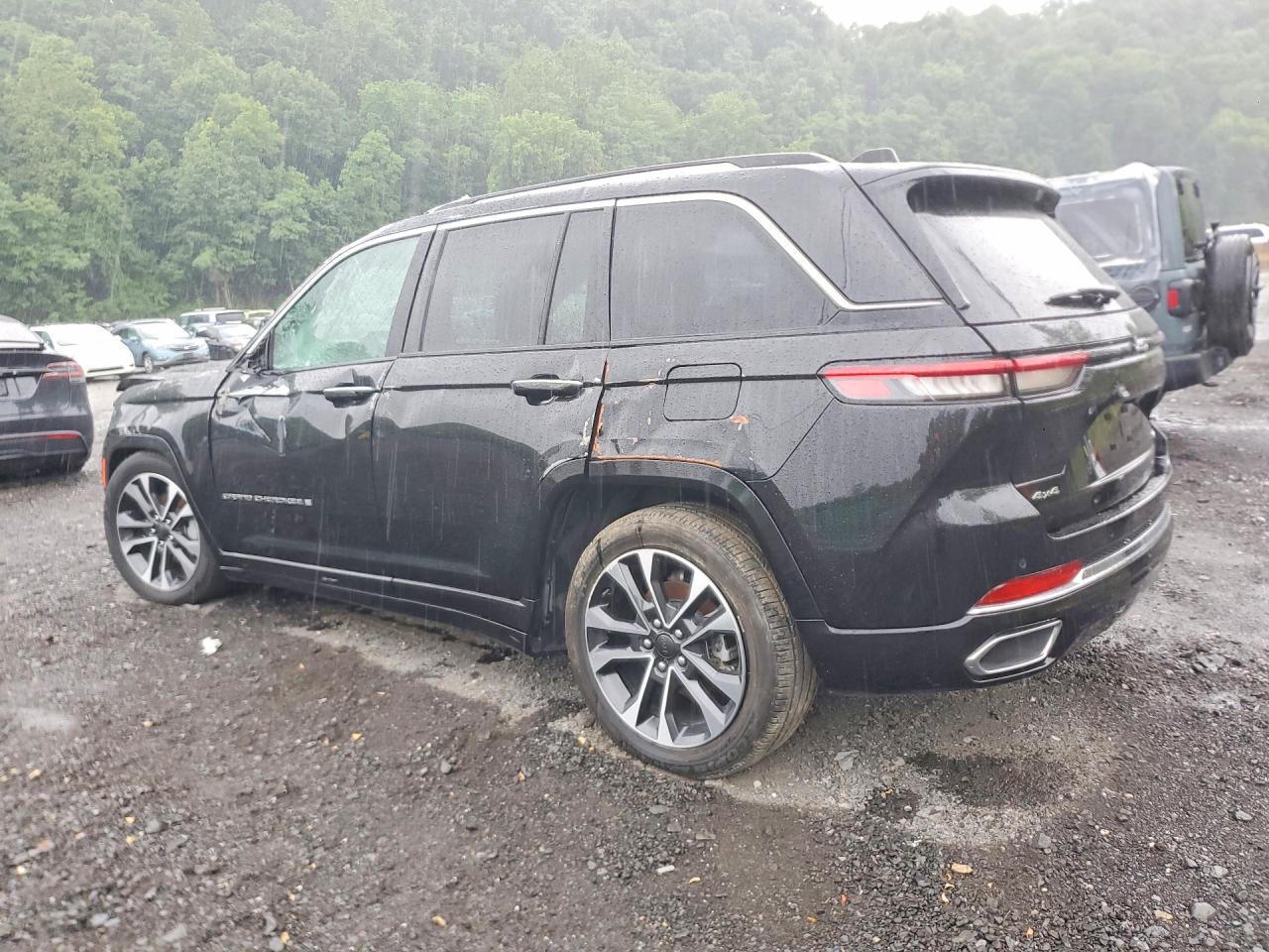 2023 JEEP CHEROKEE