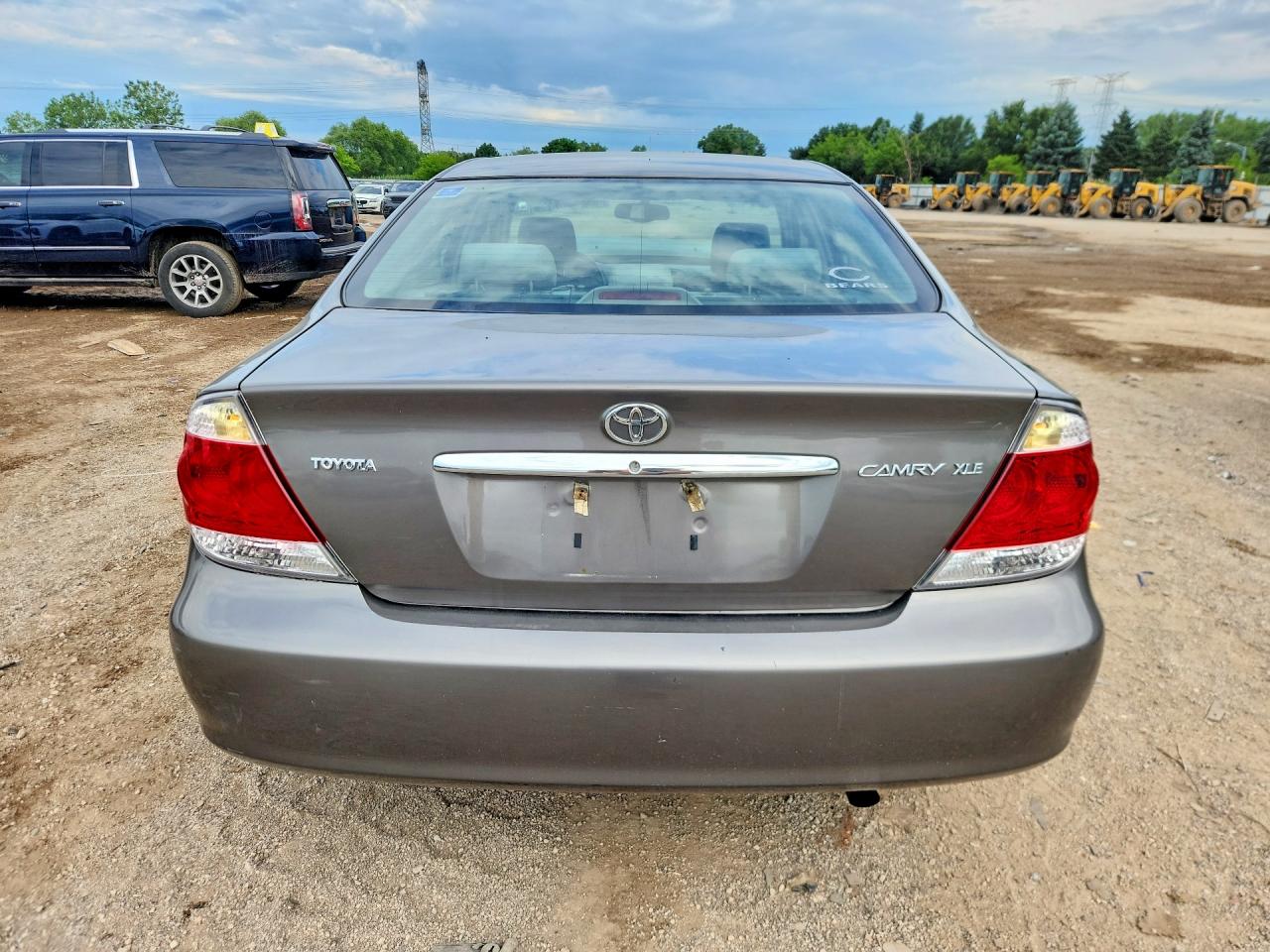 2005 TOYOTA CAMRY