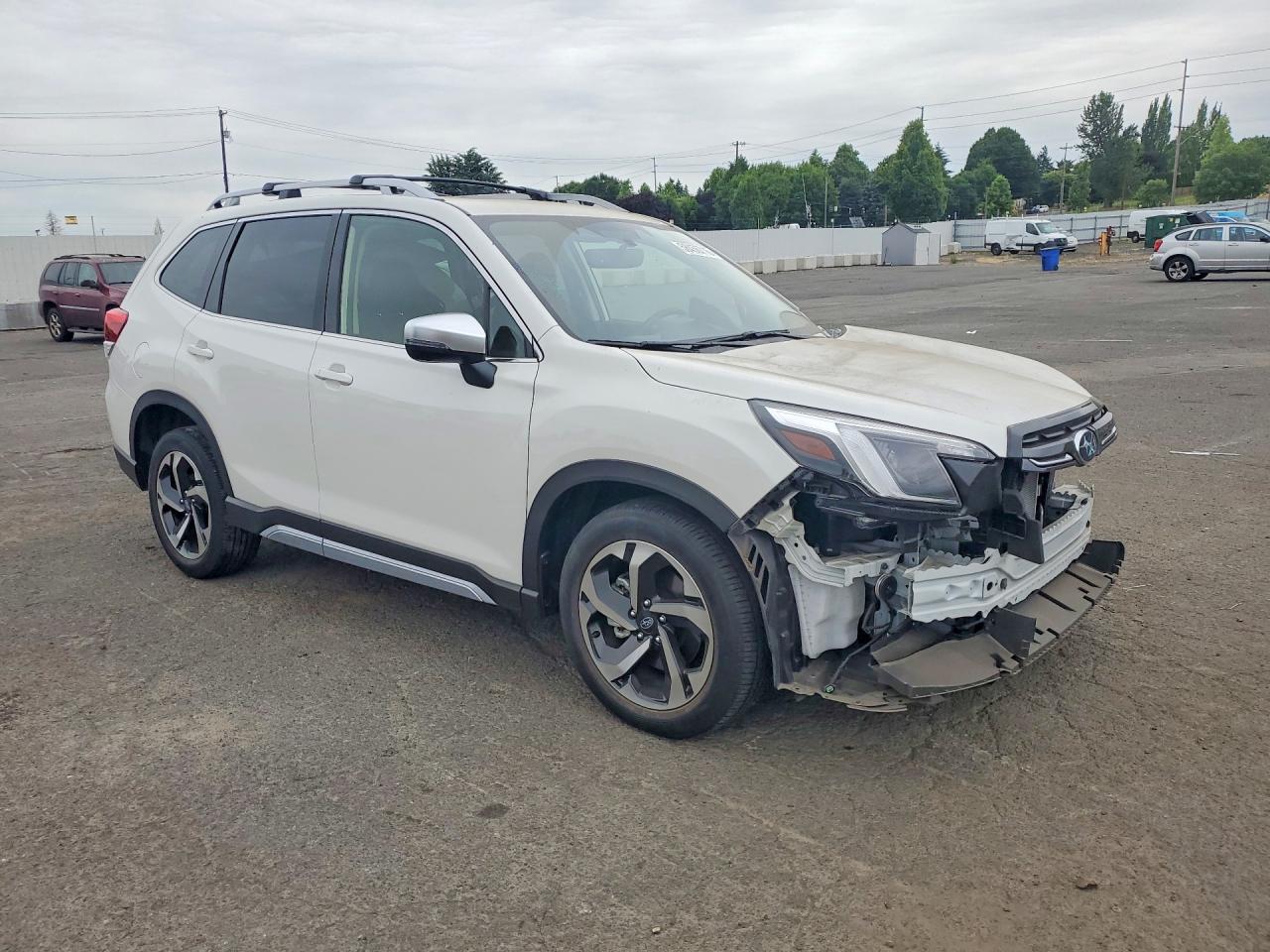 2023 SUBARU FORESTER
