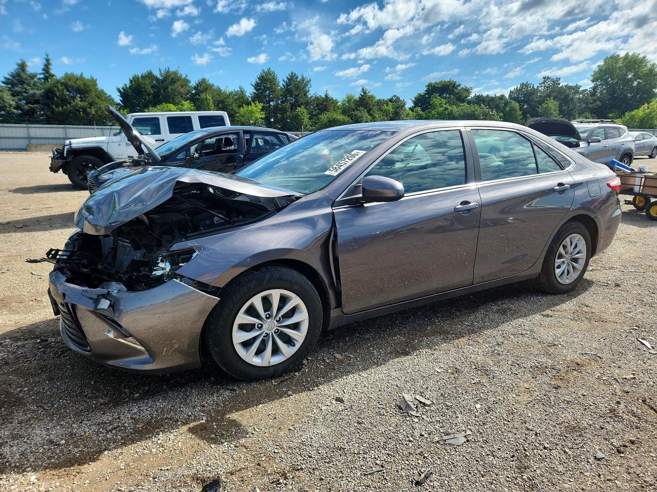 2016 TOYOTA CAMRY