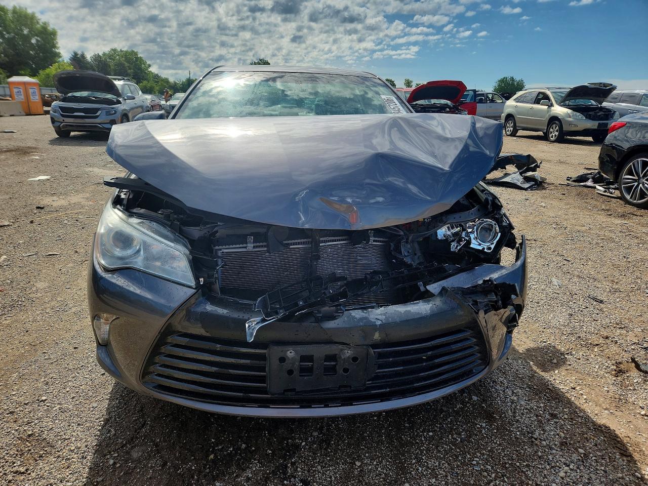 2016 TOYOTA CAMRY
