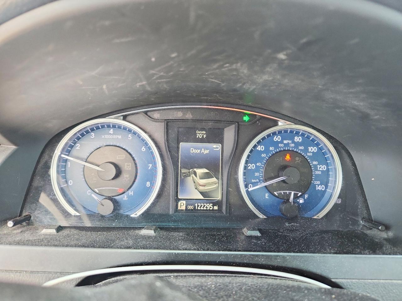 2016 TOYOTA CAMRY