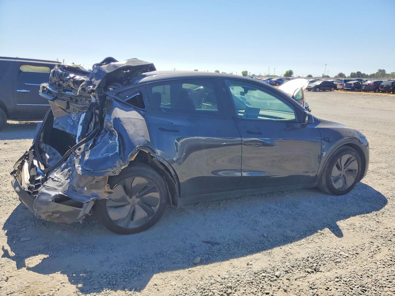 2026 TESLA MODEL Y