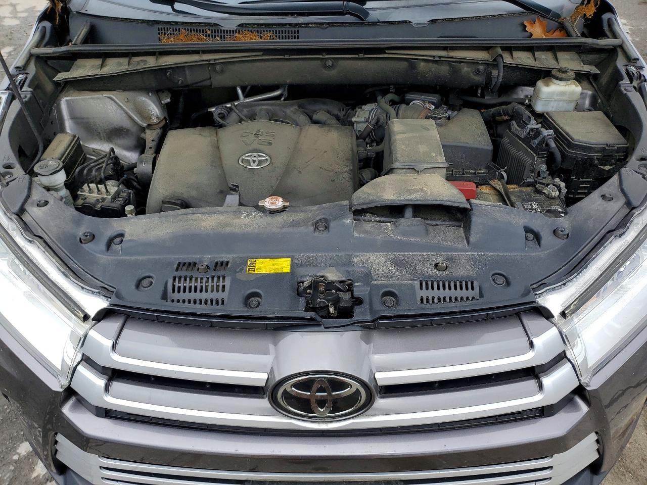 2019 TOYOTA HIGHLANDER