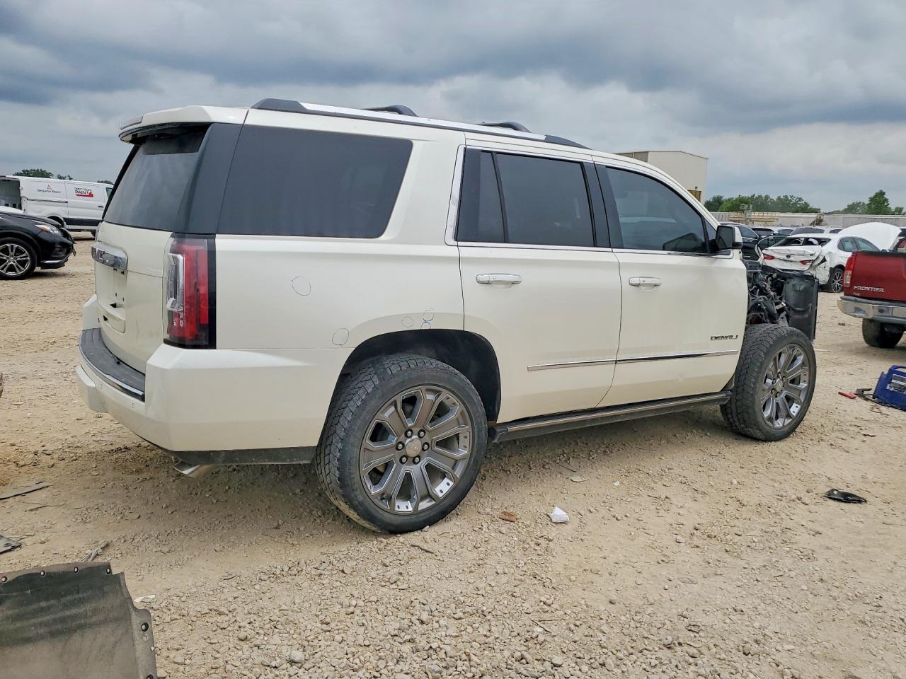 2015 GMC YUKON
