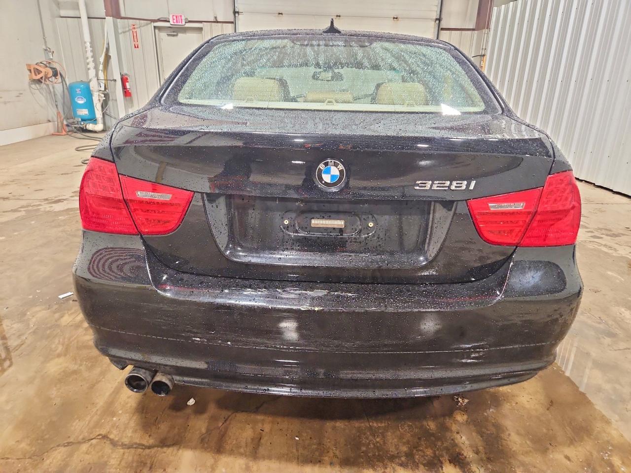 2011 BMW 3 SERIES