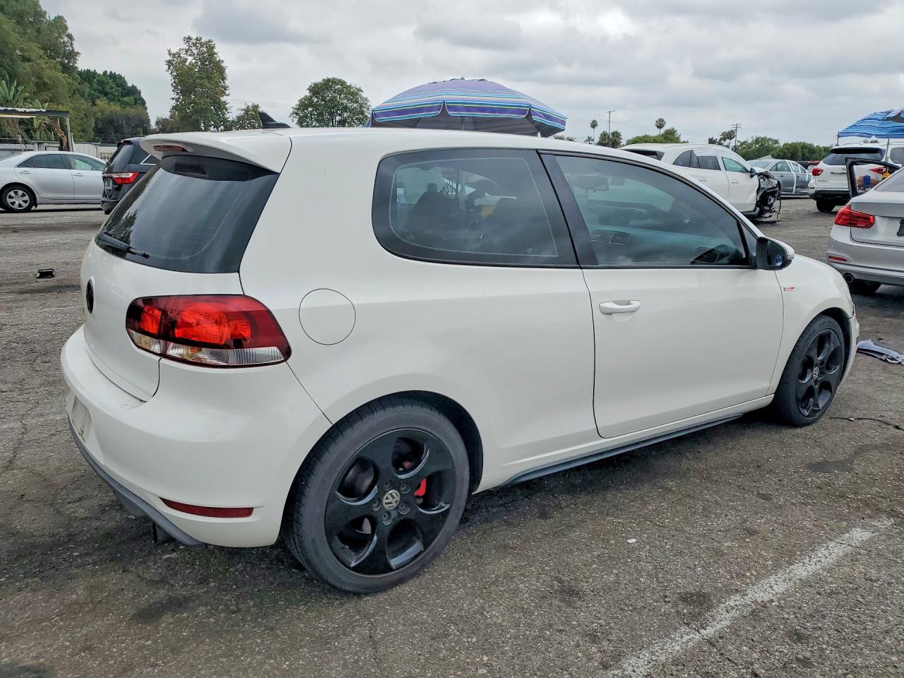 2010 VOLKSWAGEN GTI