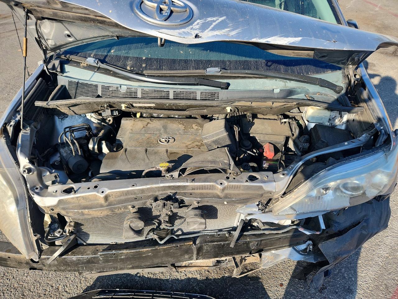 2013 TOYOTA SIENNA