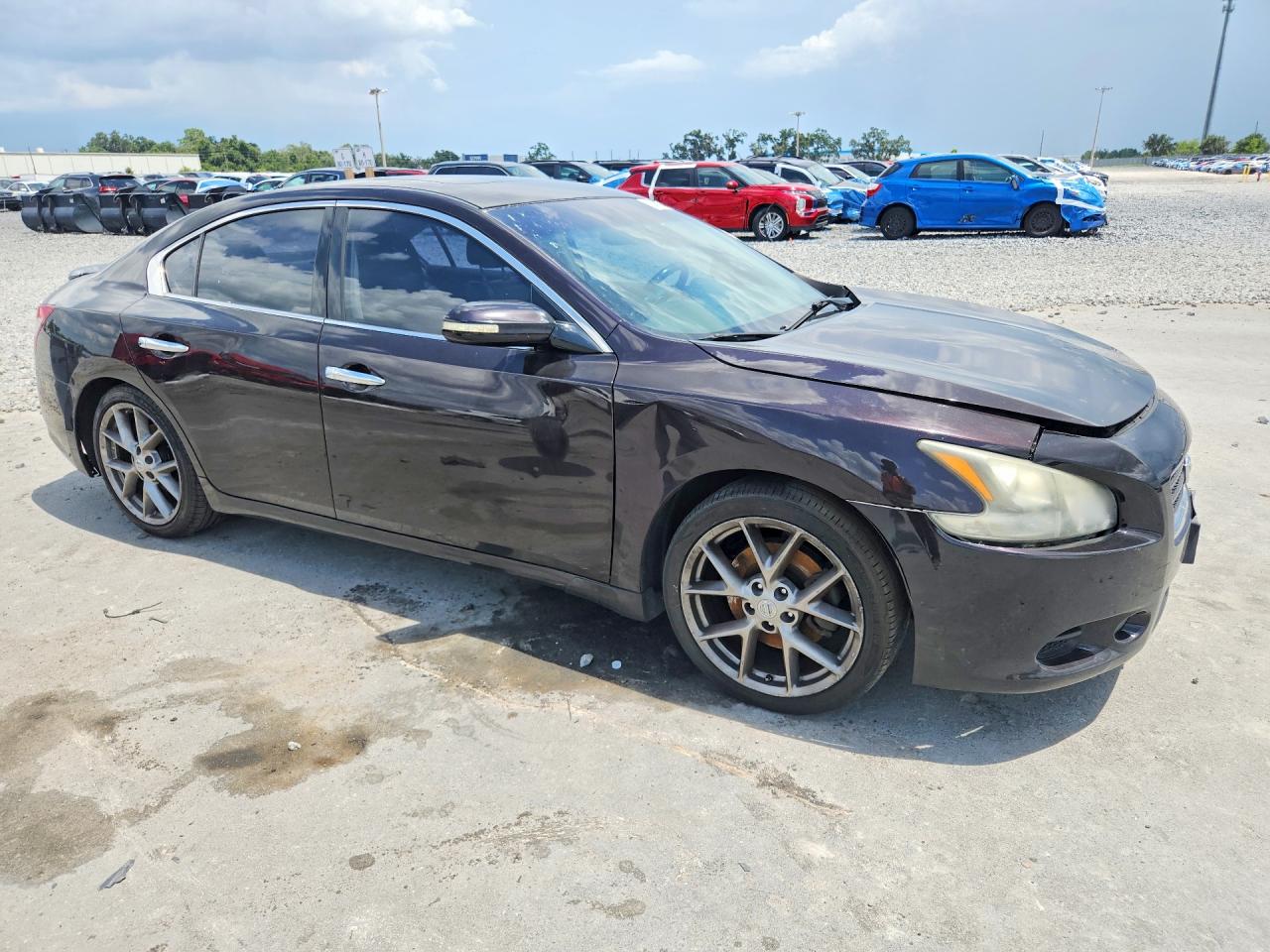 2011 NISSAN MAXIMA