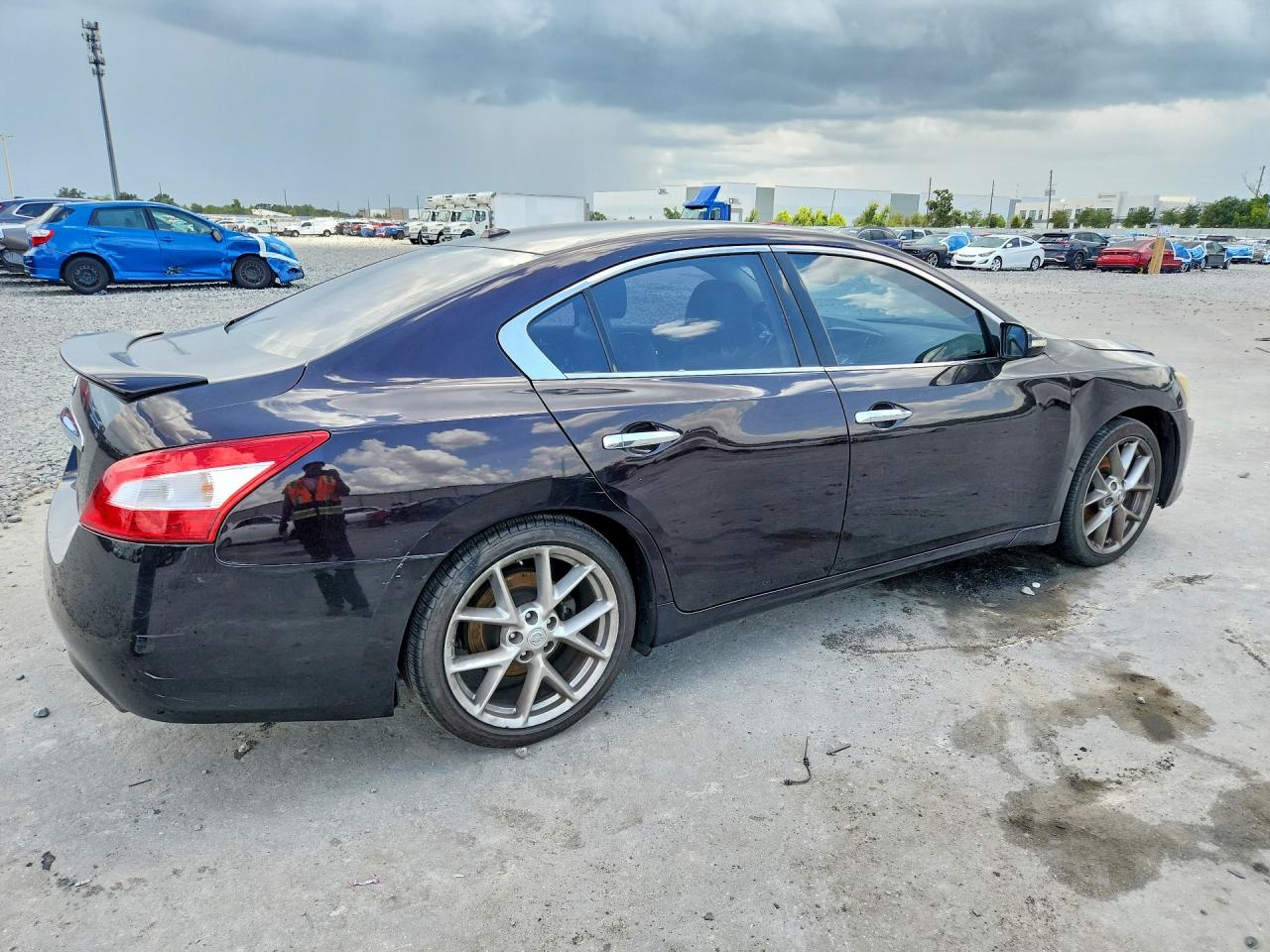 2011 NISSAN MAXIMA