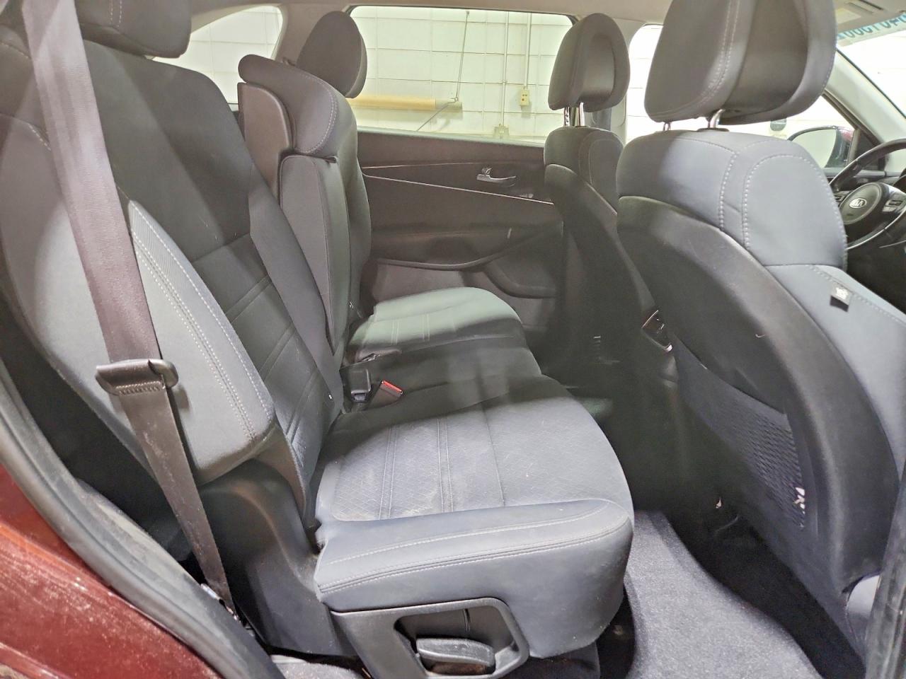 2016 KIA SORENTO
