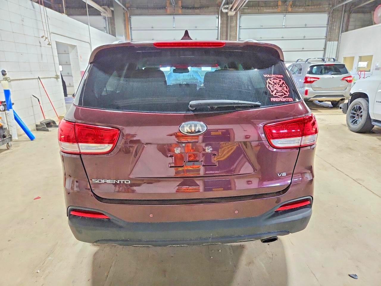 2016 KIA SORENTO