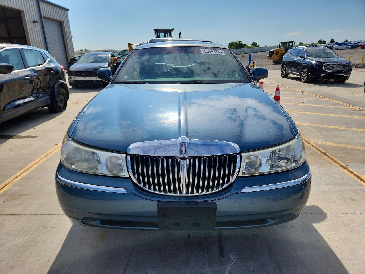 2002 LINCOLN TOWNCAR
