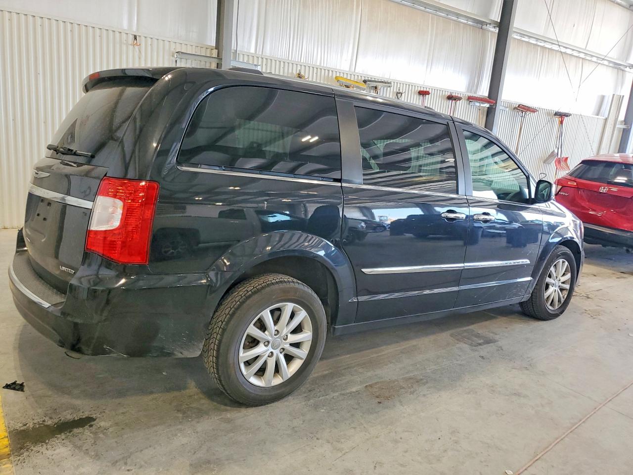 2016 CHRYSLER MINIVAN