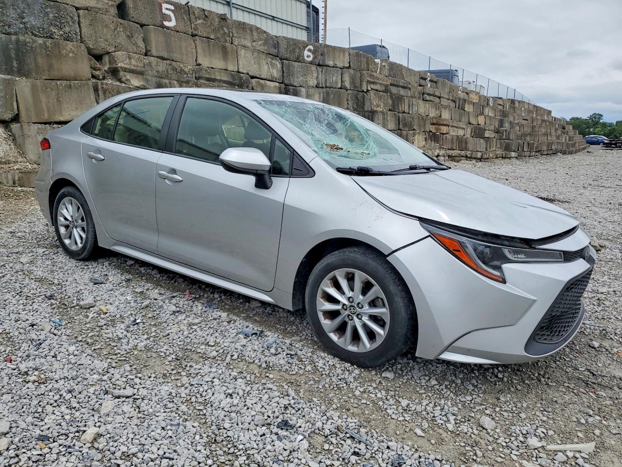 2020 TOYOTA COROLLA