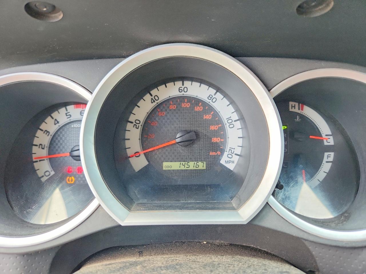 2013 TOYOTA TACOMA