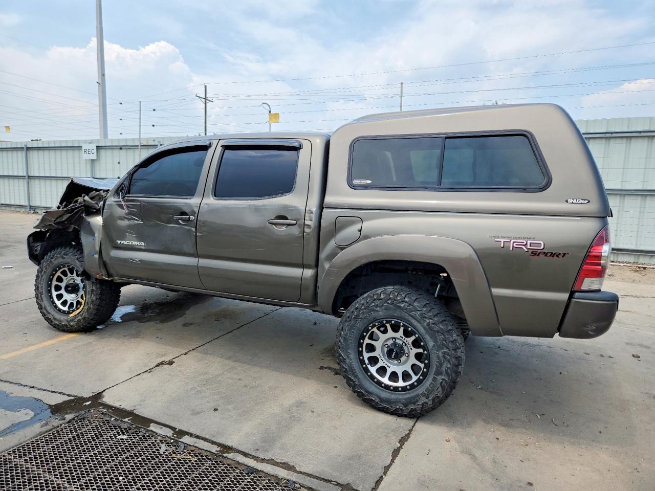 2013 TOYOTA TACOMA