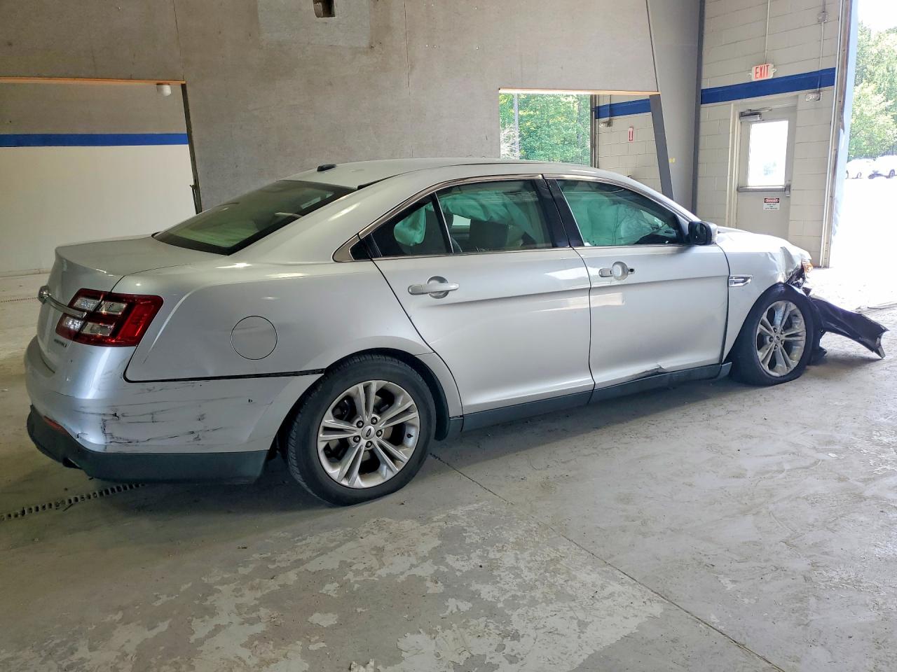2017 FORD TAURUS
