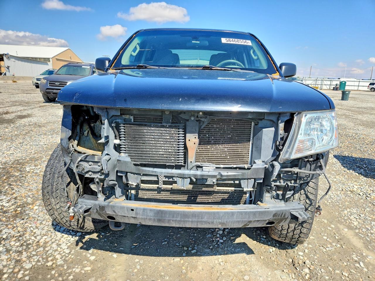 2012 NISSAN FRONTIER