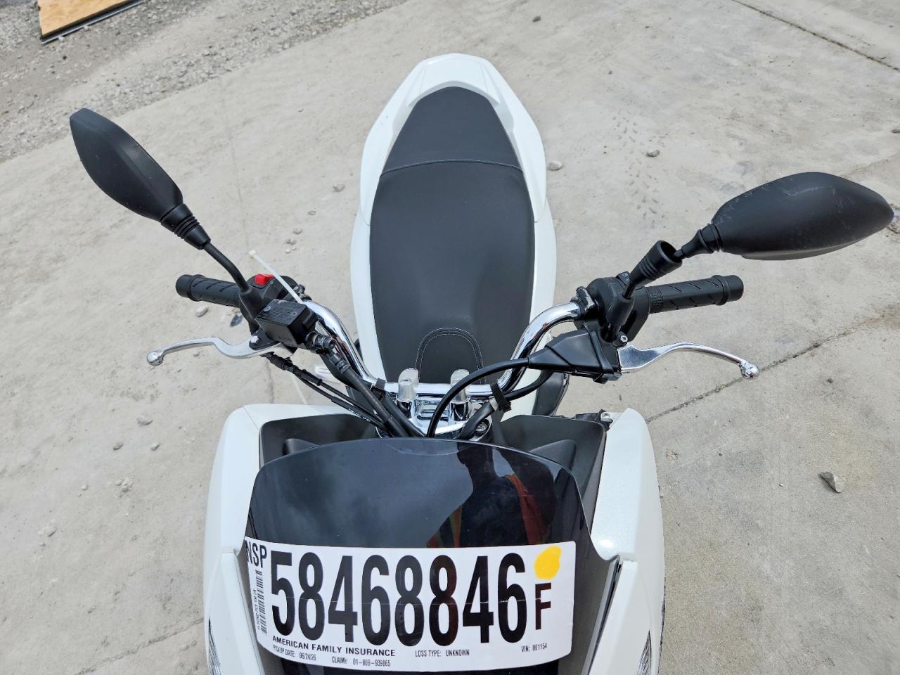 2015 HONDA PCX