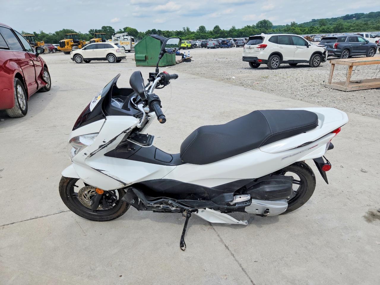 2015 HONDA PCX