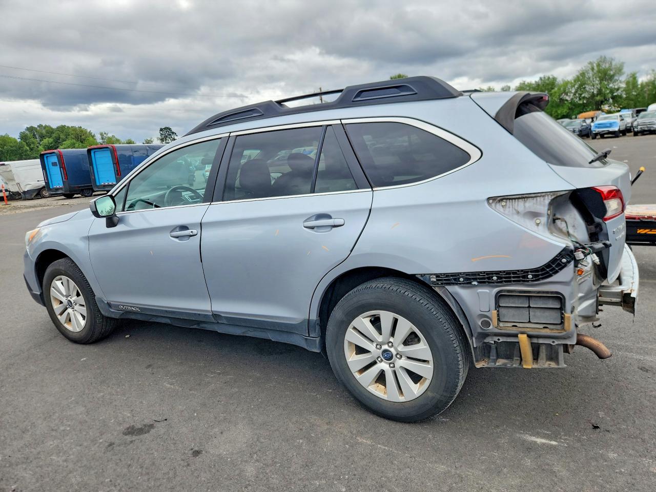 2015 SUBARU OUTBACK