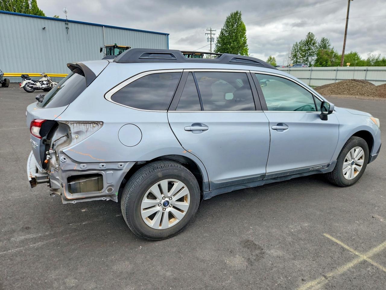 2015 SUBARU OUTBACK
