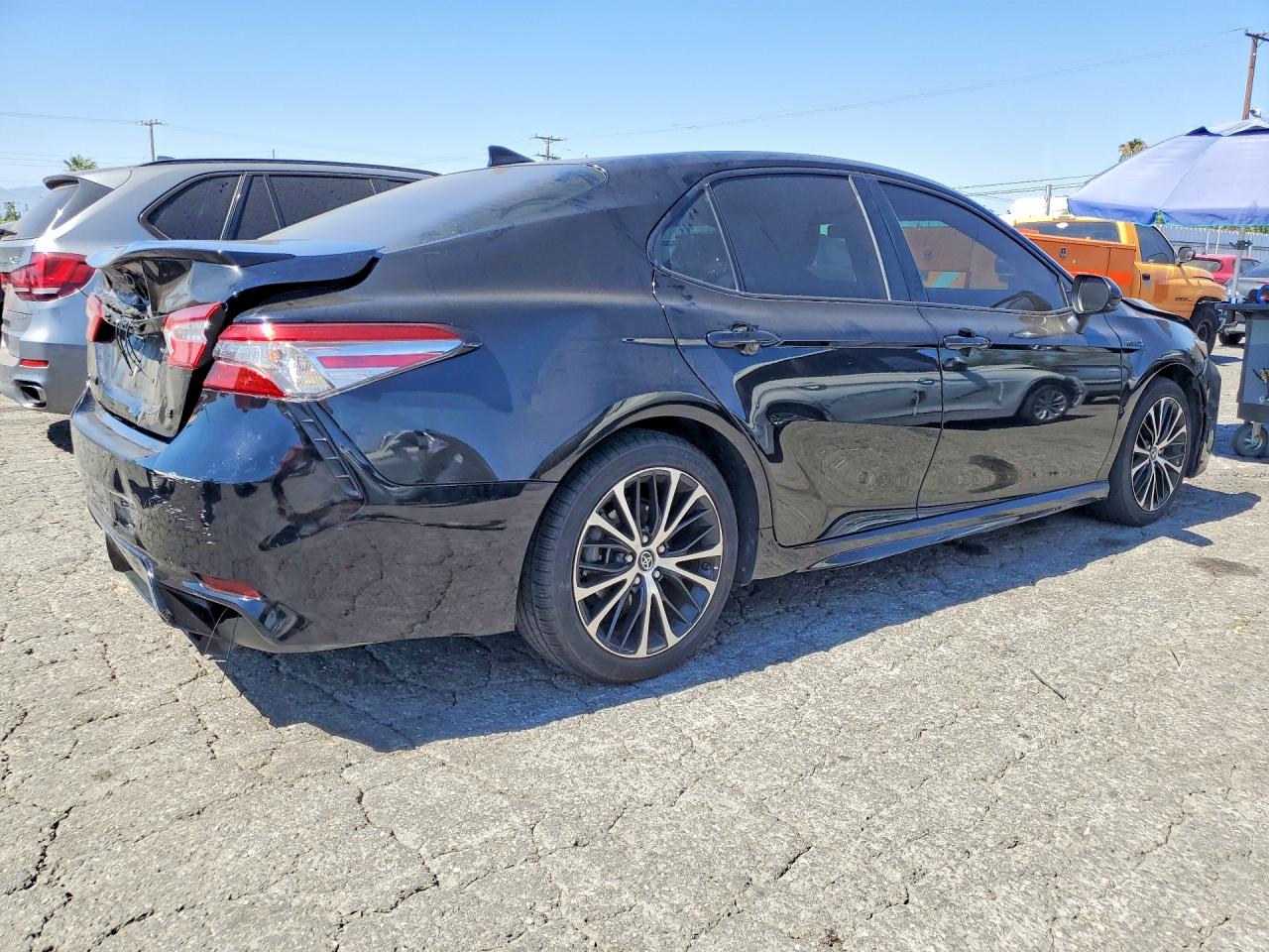2019 TOYOTA CAMRY